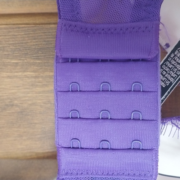Victoria's Secret NWT Very Sexy "Bombshell" Push-up Bra Shine Strap 36DDD Purple - Picture 15 of 16